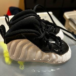 Nike baby foam posite size 3